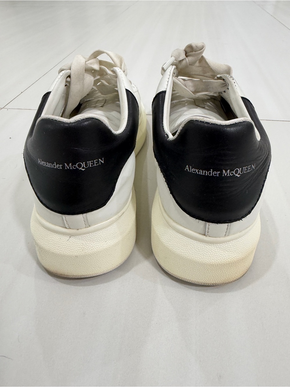 Alexander McQUEEN White Leather Sneakers with Black Heel Tab